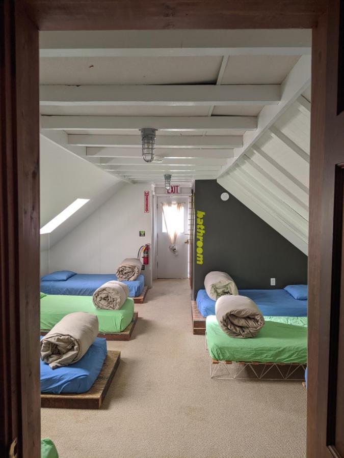 Hostel Tevere Warren Екстериор снимка